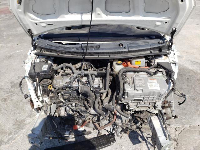 Photo 7 from auction – 2012 TOYOTA PRIUS C with VIN JTDKDTB34C1030963