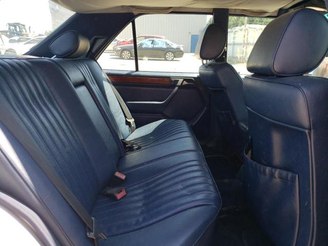 Photo 6 from auction – 1995 MERCEDES-BENZ E 300D with VIN WDBEB31E7SC219663