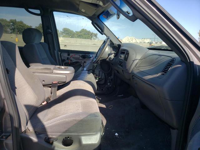 Photo 5 from auction – 2002 FORD F150 SUPER with VIN 1FTRW07LX2KC04141
