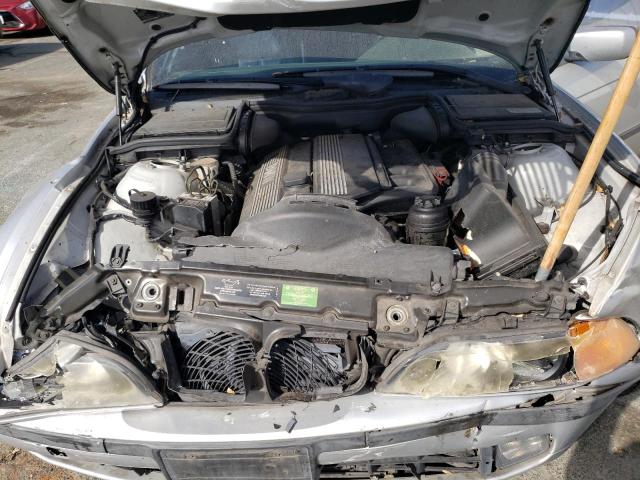 Photo 7 from auction – 1999 BMW 528 I AUTO with VIN WBADM6334XBY28594