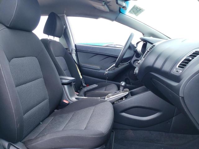 Photo 5 from auction – 2017 KIA FORTE LX with VIN 3KPFK4A75HE049642
