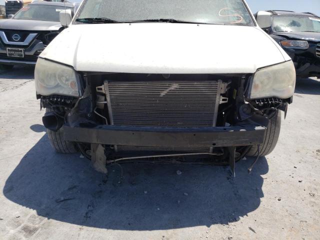 Photo 9 from auction – 2013 CHRYSLER TOWN & COU with VIN 2C4RC1BG9DR539551