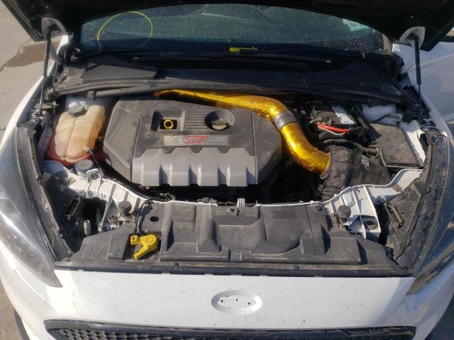 Photo 7 from auction – 2015 FORD FOCUS ST with VIN 1FADP3L90FL291962
