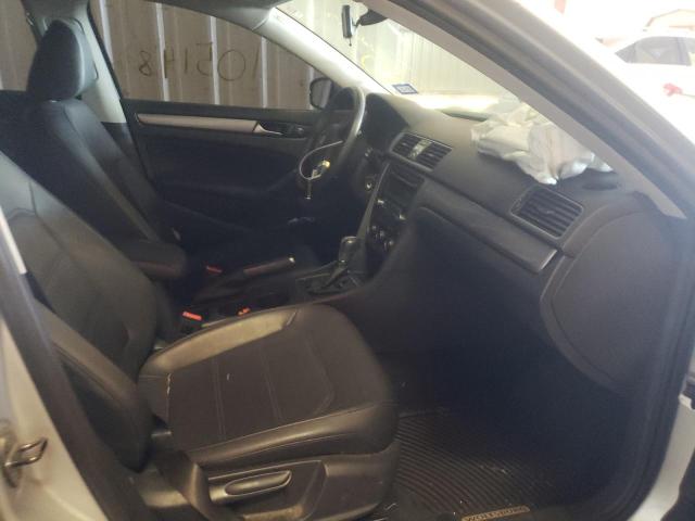 Photo 5 from auction – 2014 VOLKSWAGEN PASSAT S with VIN 1VWAS7A30EC039089