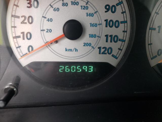 Photo 8 from auction – 2005 CHRYSLER TOWN & COU with VIN 2C4GP54L65R247435