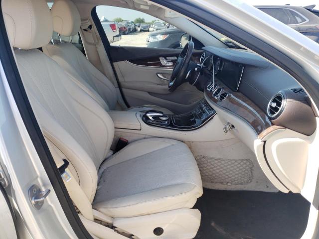 Photo 5 from auction – 2017 MERCEDES-BENZ E 300 with VIN WDDZF4JBXHA110496
