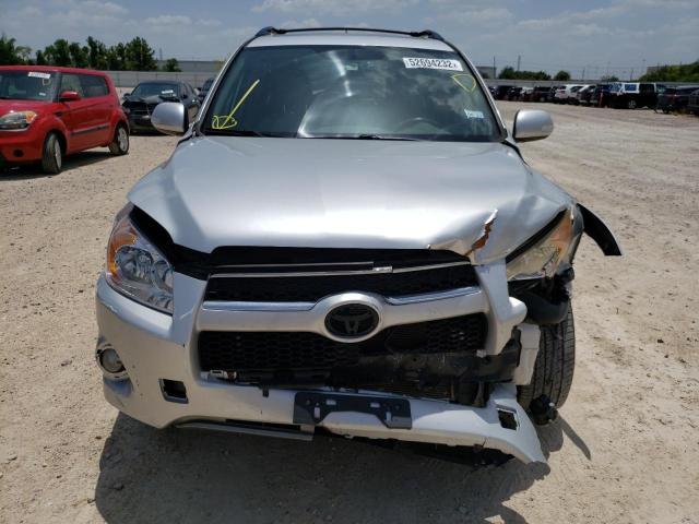 Photo 9 from auction – 2010 TOYOTA RAV4 LIMIT with VIN JTMYF4DV0AD017518
