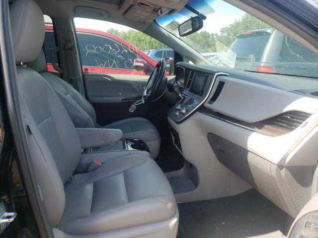 Photo 5 from auction – 2017 TOYOTA SIENNA XLE with VIN 5TDYZ3DC7HS782675