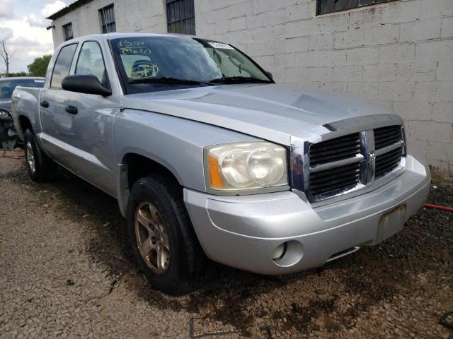 DODGE DAKOTA QUA 2006 with VIN 1D7HW48N26S692807 - Photo from auction