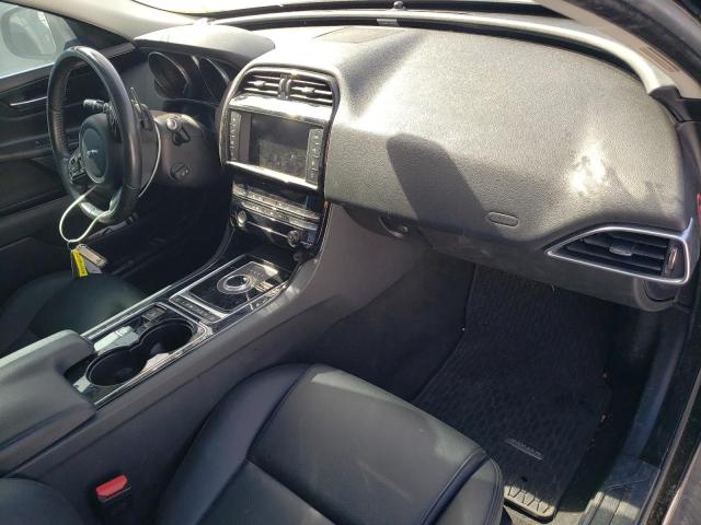 Photo 9 from auction – 2017 JAGUAR XE with VIN SAJAR4BG5HA961325