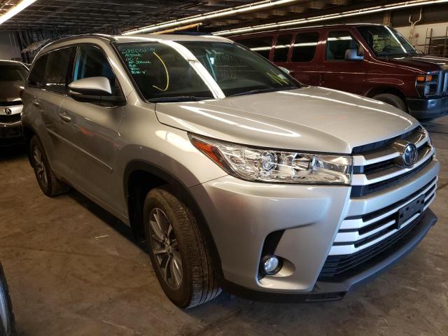 TOYOTA HIGHLANDER 2018 with VIN 5TDJZRFHXJS560246 - Photo from auction