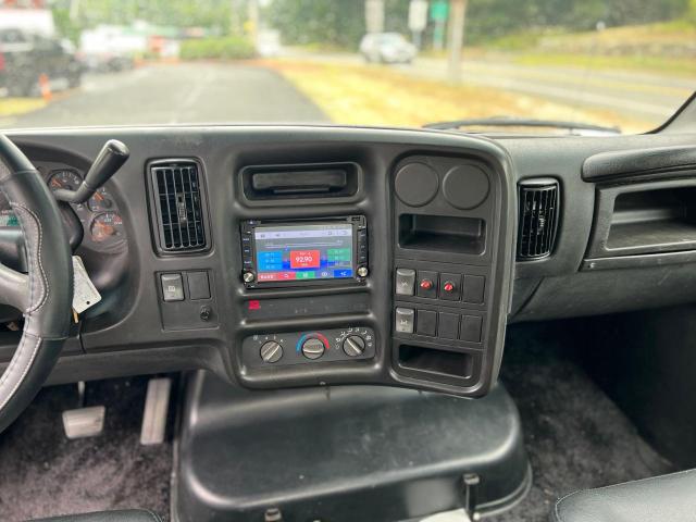 Photo 9 from auction – 2005 CHEVROLET C4500 C4E0 with VIN 1GBE4E1245F524817