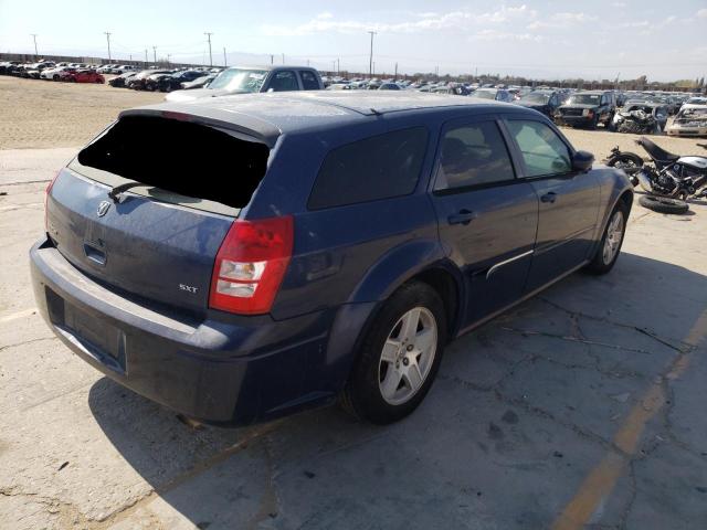 Photo 4 from auction – 2005 DODGE MAGNUM SXT with VIN 2D4FV48V05H671080