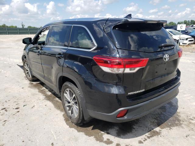 Photo 3 from auction – 2019 TOYOTA HIGHLANDER with VIN 5TDJZRFH9KS621880