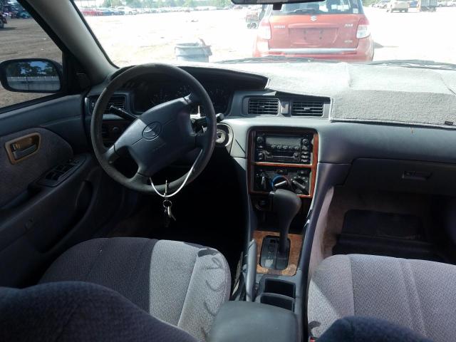 Photo 9 from auction – 2000 TOYOTA CAMRY CE with VIN 4T1BG22K3YU950609