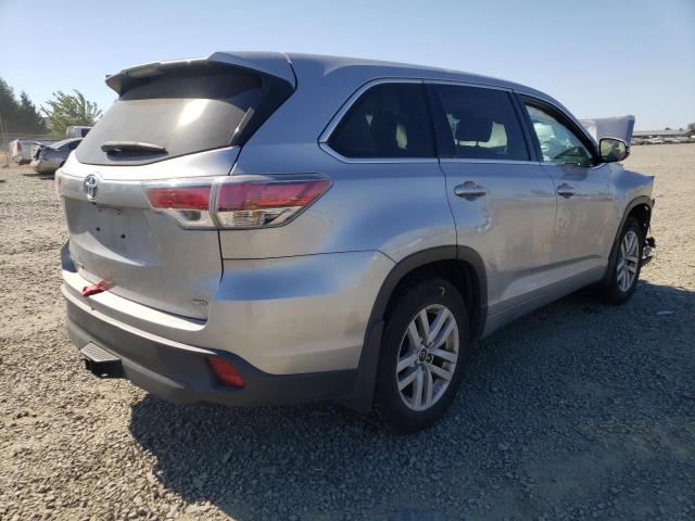 Photo 4 from auction – 2016 TOYOTA HIGHLANDER with VIN 5TDBKRFH5GS333547