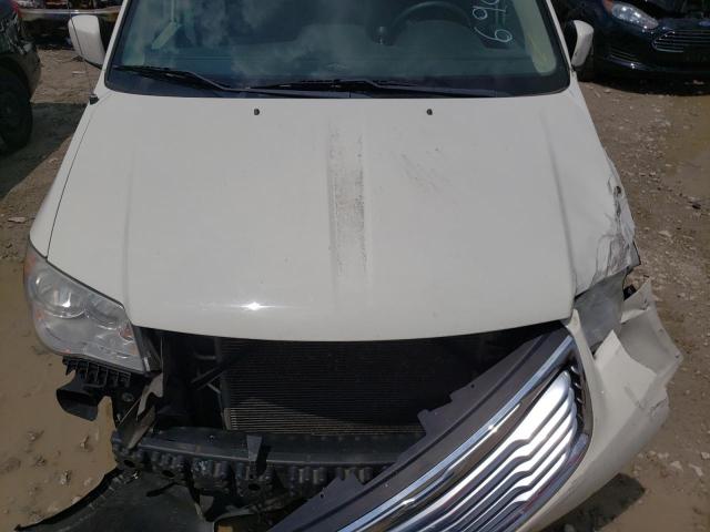 Photo 7 from auction – 2013 CHRYSLER TOWN & COU with VIN 2C4RC1BG0DR690472