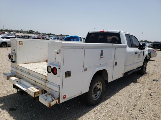 Photo 4 from auction – 2017 FORD F350 SUPER with VIN 1FD7X3F68HEB92592