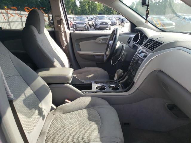 Photo 5 from auction – 2010 CHEVROLET TRAVERSE L with VIN 1GNLRFED2AS112071