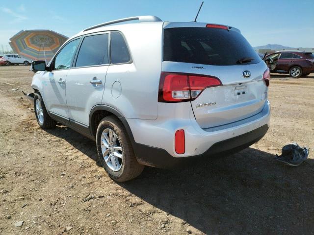 Photo 3 from auction – 2015 KIA SORENTO LX with VIN 5XYKT3A61FG640760