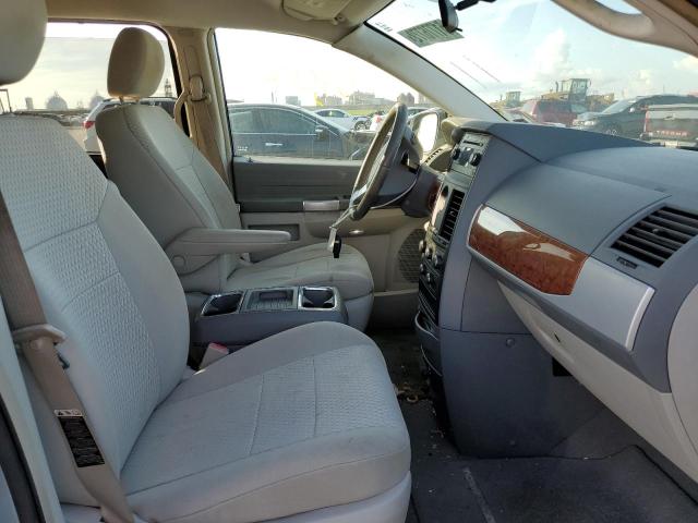 Photo 5 from auction – 2008 CHRYSLER TOWN & COU with VIN 2A8HR54P08R114846