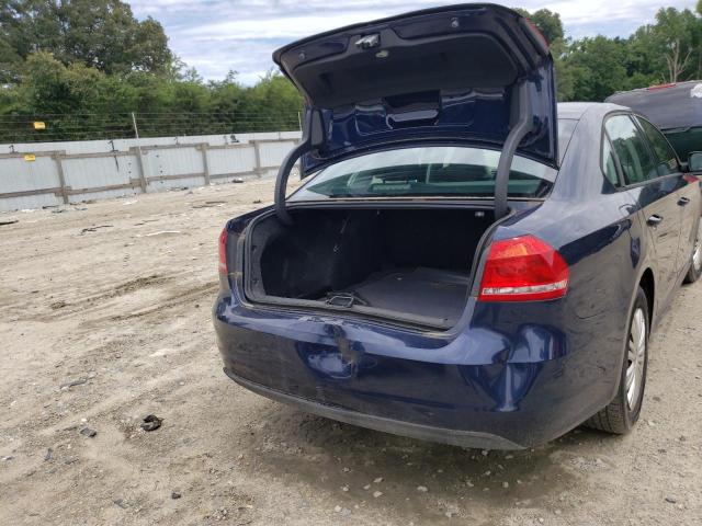 Photo 9 from auction – 2014 VOLKSWAGEN PASSAT S with VIN 1VWAT7A31EC110247