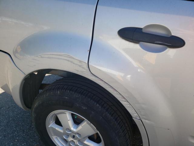 Photo 9 from auction – 2008 FORD ESCAPE XLT with VIN 1FMCU03148KD39748