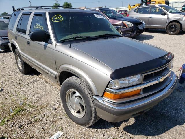 CHEVROLET BLAZER 2001 with VIN 1GNDT13W712226094 - Photo from auction