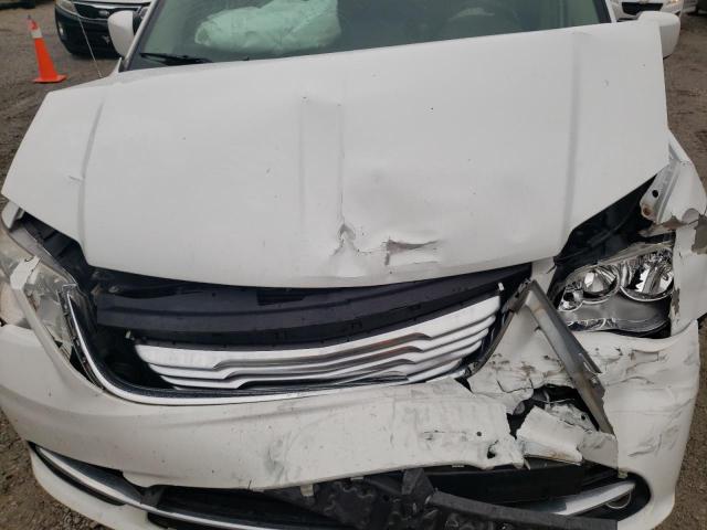 Photo 7 from auction – 2014 CHRYSLER TOWN & COU with VIN 2C4RC1BG6ER447072