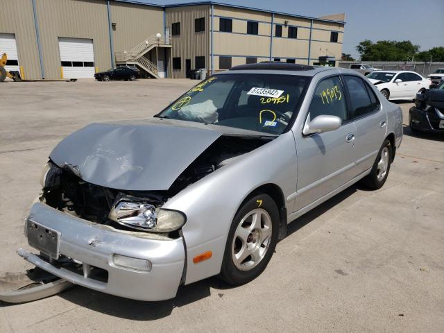 Photo 2 from auction – 1995 NISSAN ALTIMA XE with VIN 1N4BU31D6SC209251