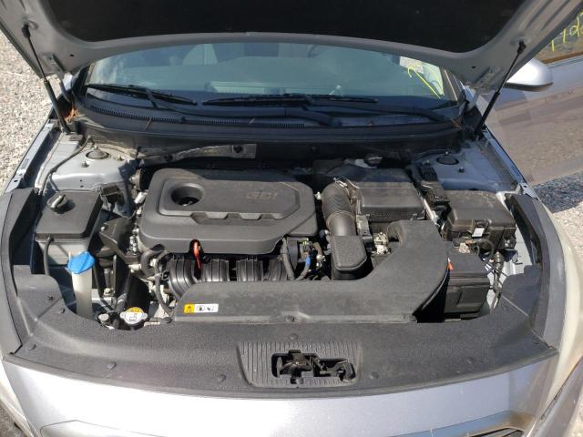 Photo 7 from auction – 2017 HYUNDAI SONATA SE with VIN 5NPE24AF8HH534209