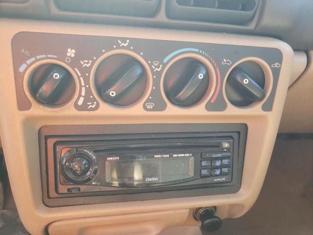 Photo 9 from auction – 1997 DODGE NEON HIGHL with VIN 1B3ES42Y0VD220721