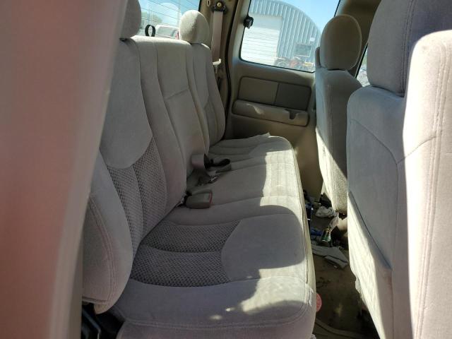 Photo 6 from auction – 2004 CHEVROLET SILVERADO with VIN 2GCEC19V641305577