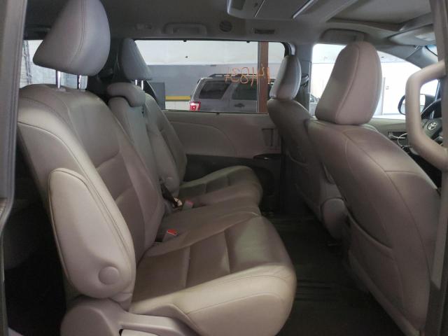 Photo 6 from auction – 2017 TOYOTA SIENNA XLE with VIN 5TDYZ3DC8HS808779