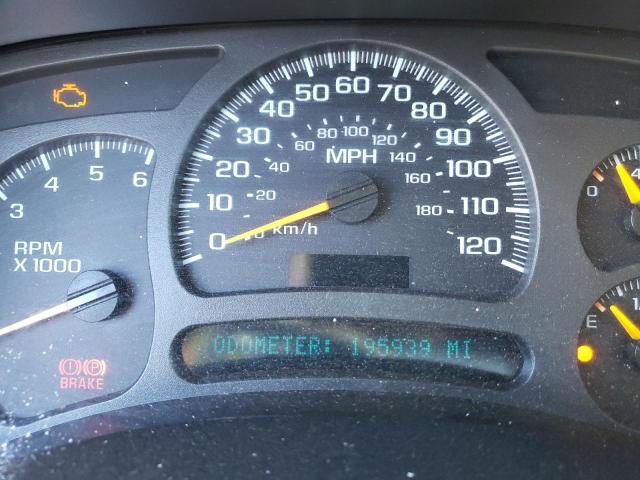 Photo 8 from auction – 2004 CHEVROLET SILVERADO with VIN 1GCEC19VX4E381320
