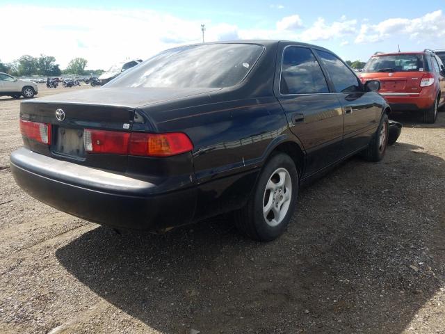 Photo 4 from auction – 2000 TOYOTA CAMRY CE with VIN 4T1BG22K3YU950609