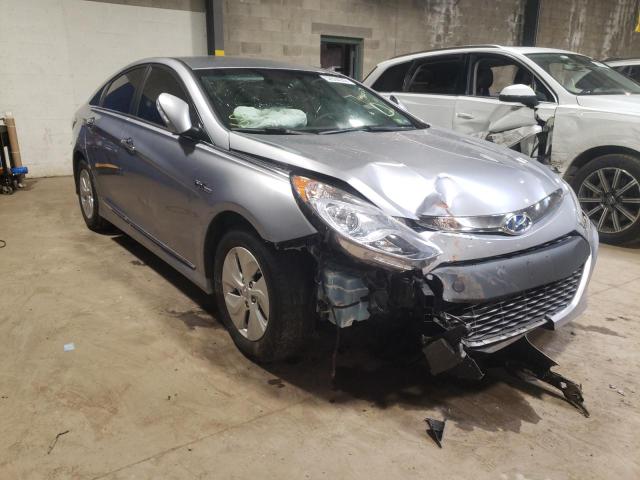 HYUNDAI SONATA HYB 2015 with VIN KMHEC4A43FA131153 - Photo from auction
