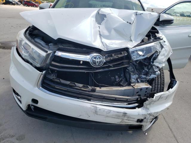 Photo 7 from auction – 2016 TOYOTA HIGHLANDER with VIN 5TDYKRFH4GS171260