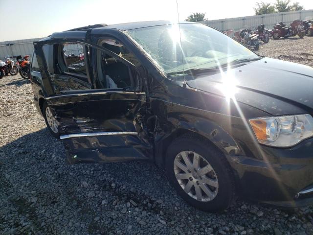 Photo 9 from auction – 2015 CHRYSLER TOWN & COU with VIN 2C4RC1BG6FR662887