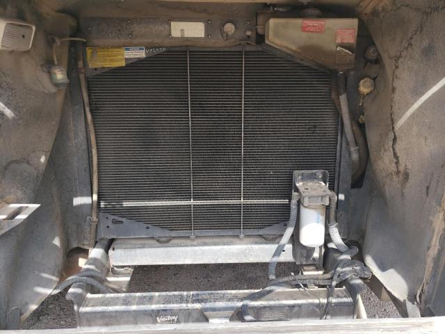 Photo 7 from auction – 2005 FREIGHTLINER CHASSIS X with VIN 4UZAAHDC95CU92324
