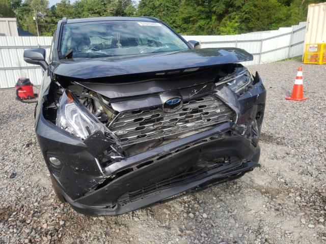 Photo 9 from auction – 2019 TOYOTA RAV4 LIMIT with VIN 2T3DWRFV2KW040098