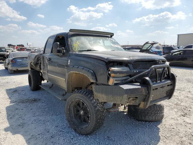 CHEVROLET SILVERADO 2004 with VIN 2GCEK19T441278980 - Photo from auction