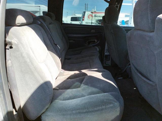 Photo 6 from auction – 2005 CHEVROLET SILVERADO with VIN 2GCEC13T351111596