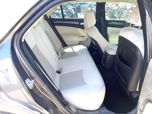 Photo 6 from auction – 2018 CHRYSLER 300 TOURIN with VIN 2C3CCAAG7JH320620