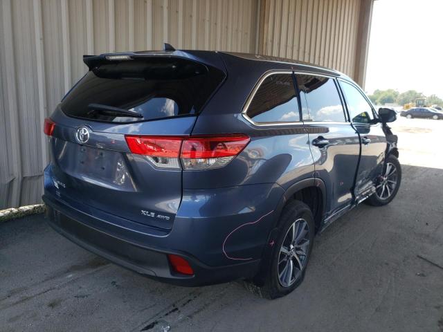 Photo 4 from auction – 2018 TOYOTA HIGHLANDER with VIN 5TDJZRFH3JS901244