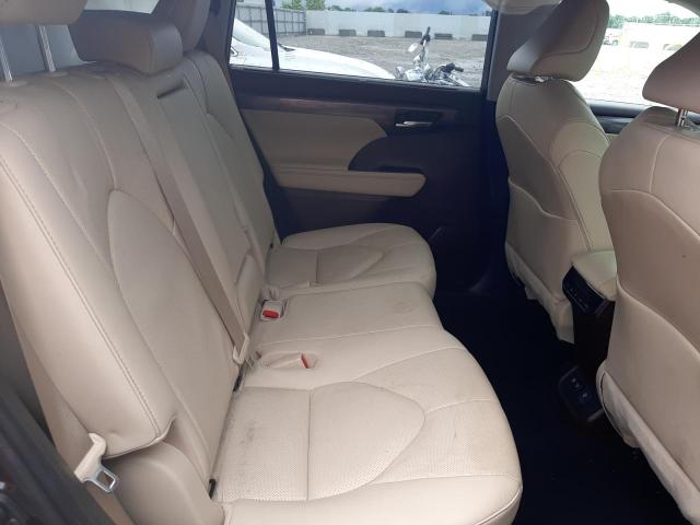 Photo 6 from auction – 2021 TOYOTA HIGHLANDER with VIN 5TDDZRBH3MS083392