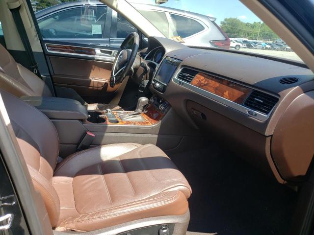 Photo 5 from auction – 2012 VOLKSWAGEN TOUAREG V6 with VIN WVGFF9BP4CD005086
