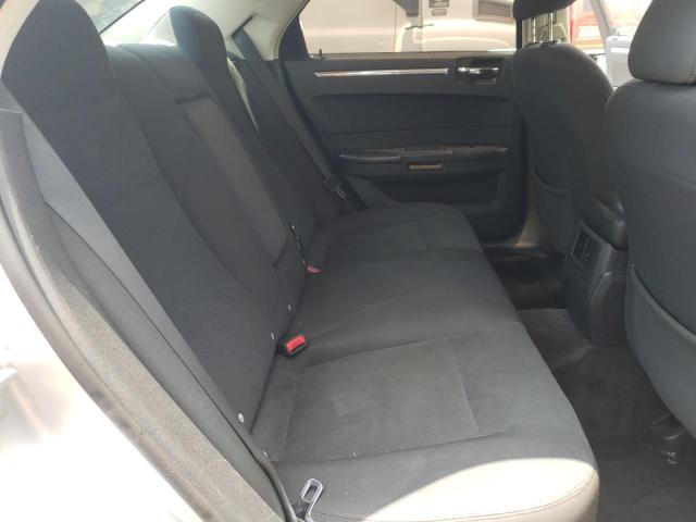 Photo 6 from auction – 2010 CHRYSLER 300 TOURIN with VIN 2C3CA4CD5AH173739