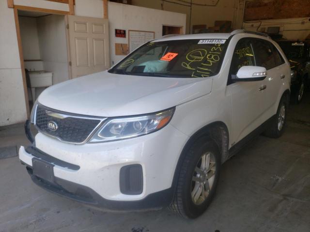 Photo 2 from auction – 2015 KIA SORENTO LX with VIN 5XYKTDA70FG603004