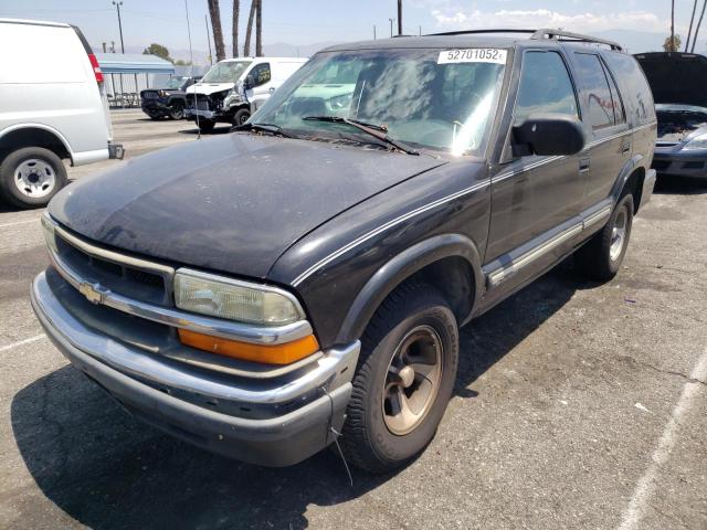 Photo 2 from auction – 2001 CHEVROLET BLAZER with VIN 1GNCS13W212134521